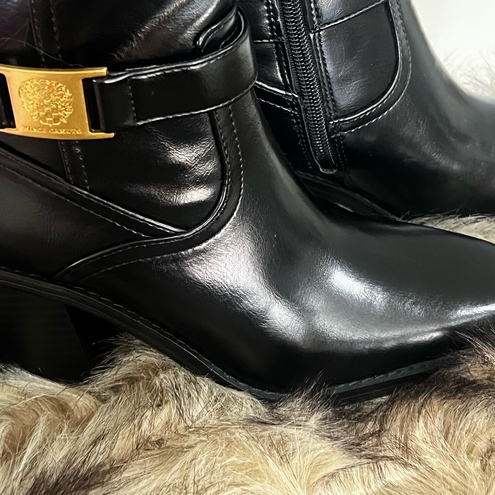 Black Hight Boots Vince Camuto size 6